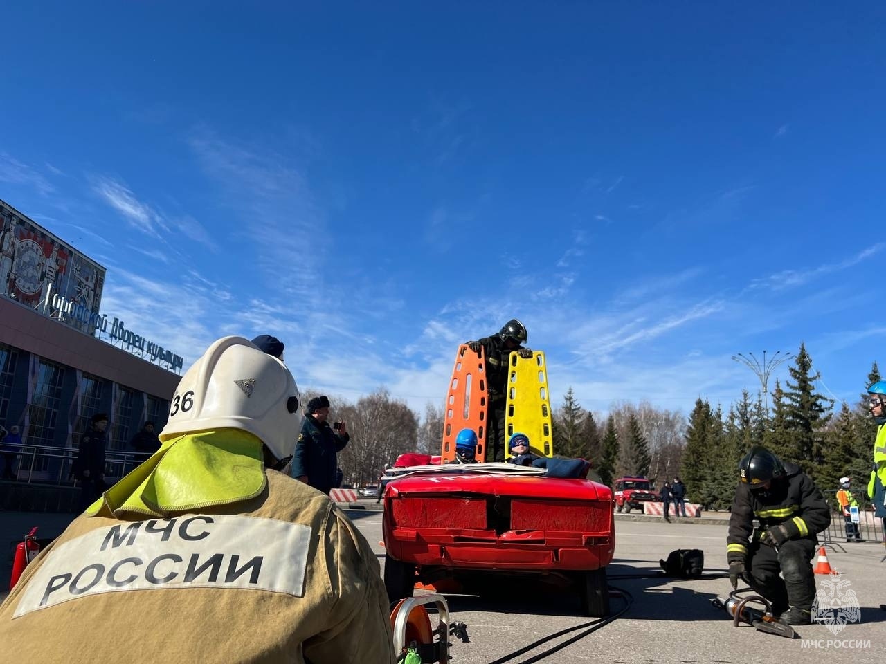 Впервые в Стерлитамаке прошли соревнования по проведению аварийно-спасательных  работ при ликвидации ЧС на автомобильном транспорте | 31.03.2023 | Новости  Уфы - БезФормата